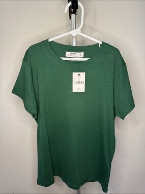 Cotton On - 90s Baby Tee - Forest Green,  Basic Crewneck Tee. NWT